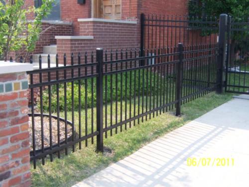Ameristar 3-Rail Classic Style Black Steel Picket Fence With Press Point Pickets 3