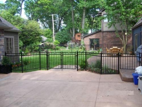 Ameristar 3-Rail Flat Top Black Picket Fence With Walk Gate
