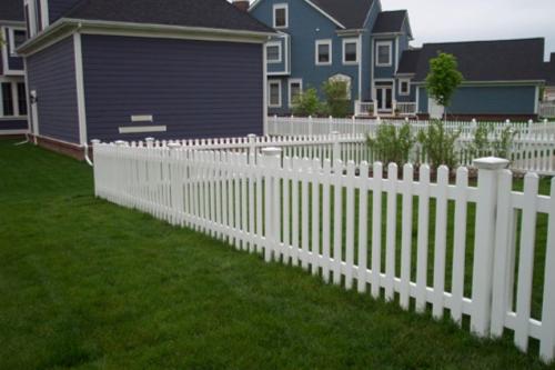 Bufftech Dogear Vinyl Picket Fence